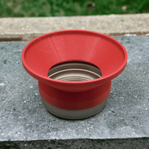 Schnupftrichter von Schnupfdose.ch in rot aufgesetzt